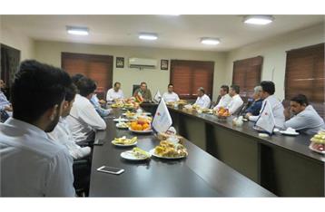 نشست مدیریت محترم عامل با سرپرستان ومدیران سایت