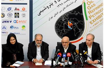 افزایش ۴۶ درصدی درآمد حاصل از فروش محصولات پتروشیمی تا سال ۱۴۰۰