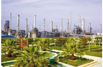 صنعت پتروشیمی از فرآوری های ابتدایی گذر کند