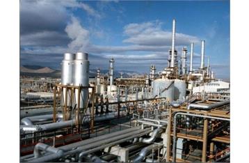 حمایت از صنعت پتروشیمی راهبردی ملی است