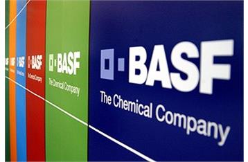 مذاکره با شرکت آلمانی «باسف» ادامه دارد