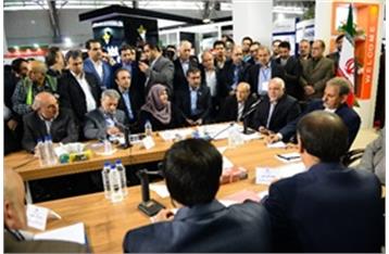 تاکید وزیر نفت بر تولید پروپیلن به عنوان محصولی استراتژیک