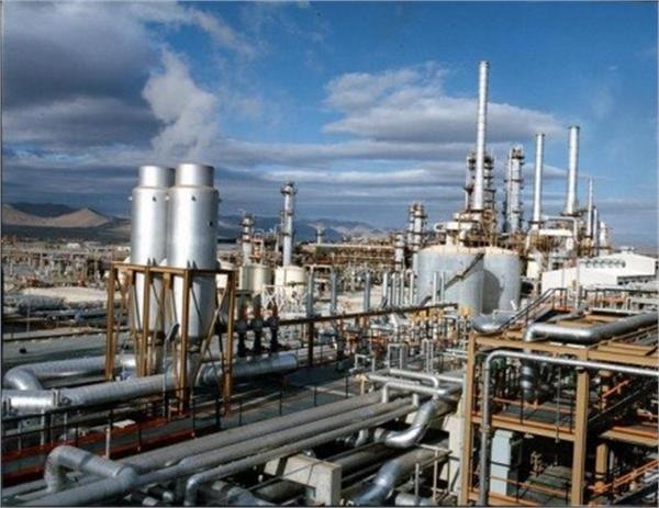 حمایت از صنعت پتروشیمی راهبردی ملی است