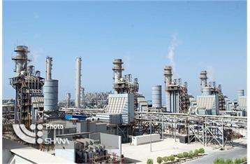 توسعه صنعت پتروشیمی ایران با شتاب ادامه دارد