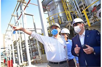 شرکت ملی صنایع پتروشیمی روند پیشرفت طرحها را تسهیل می کند