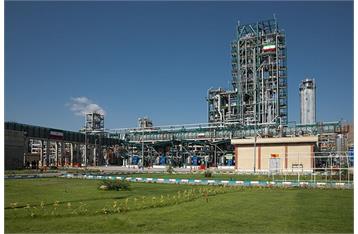 نقش وزارت نفت در صنعت پتروشیمی نظارتی است