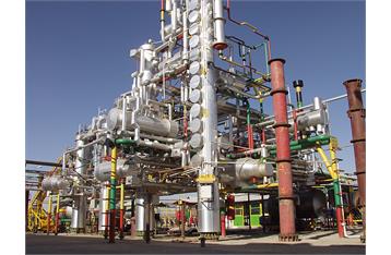 خیز پتروشیمی‌ها برای خروج اقتصاد از رکود